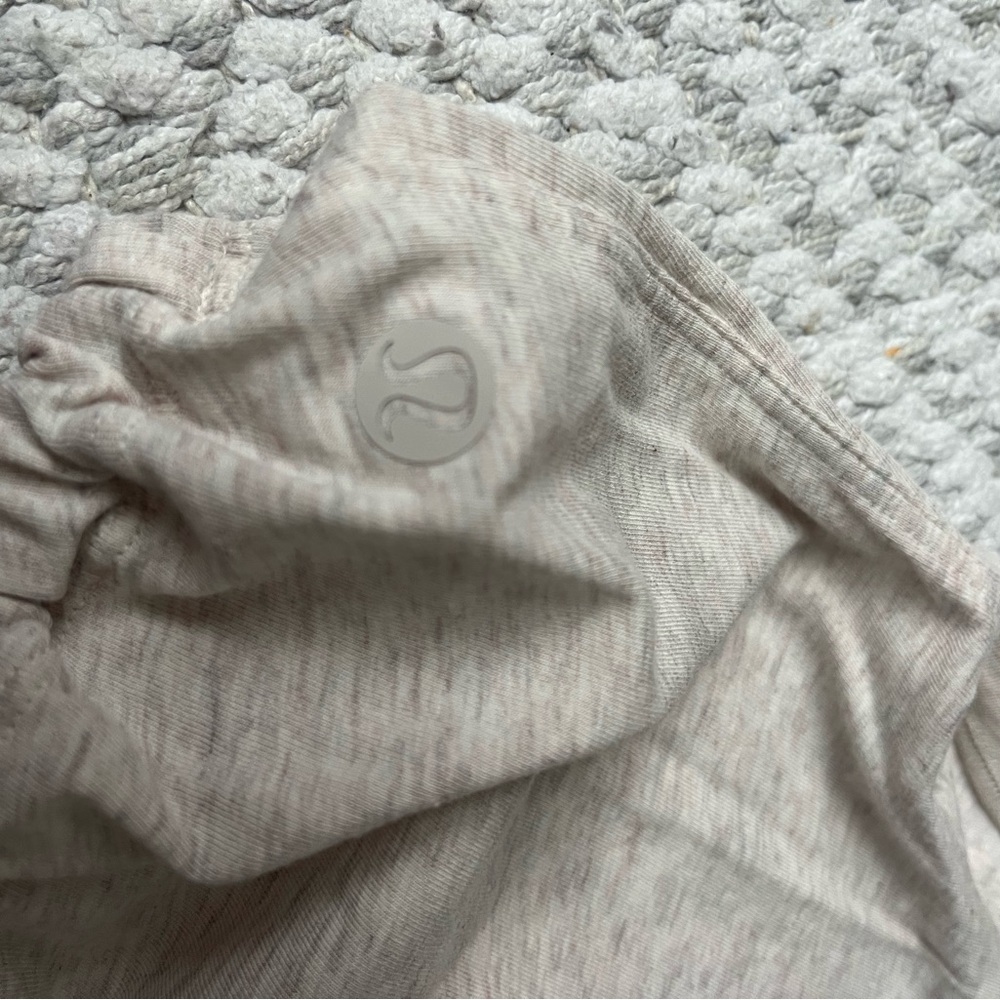 Lululemon Cropped Tank - Picture 4 of 5